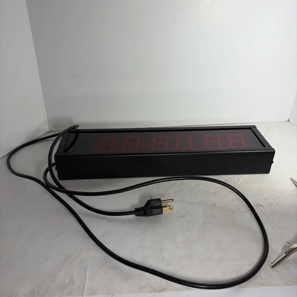 Electronic Displays Inc Industrial LED Clock Gym Timer‎ 16